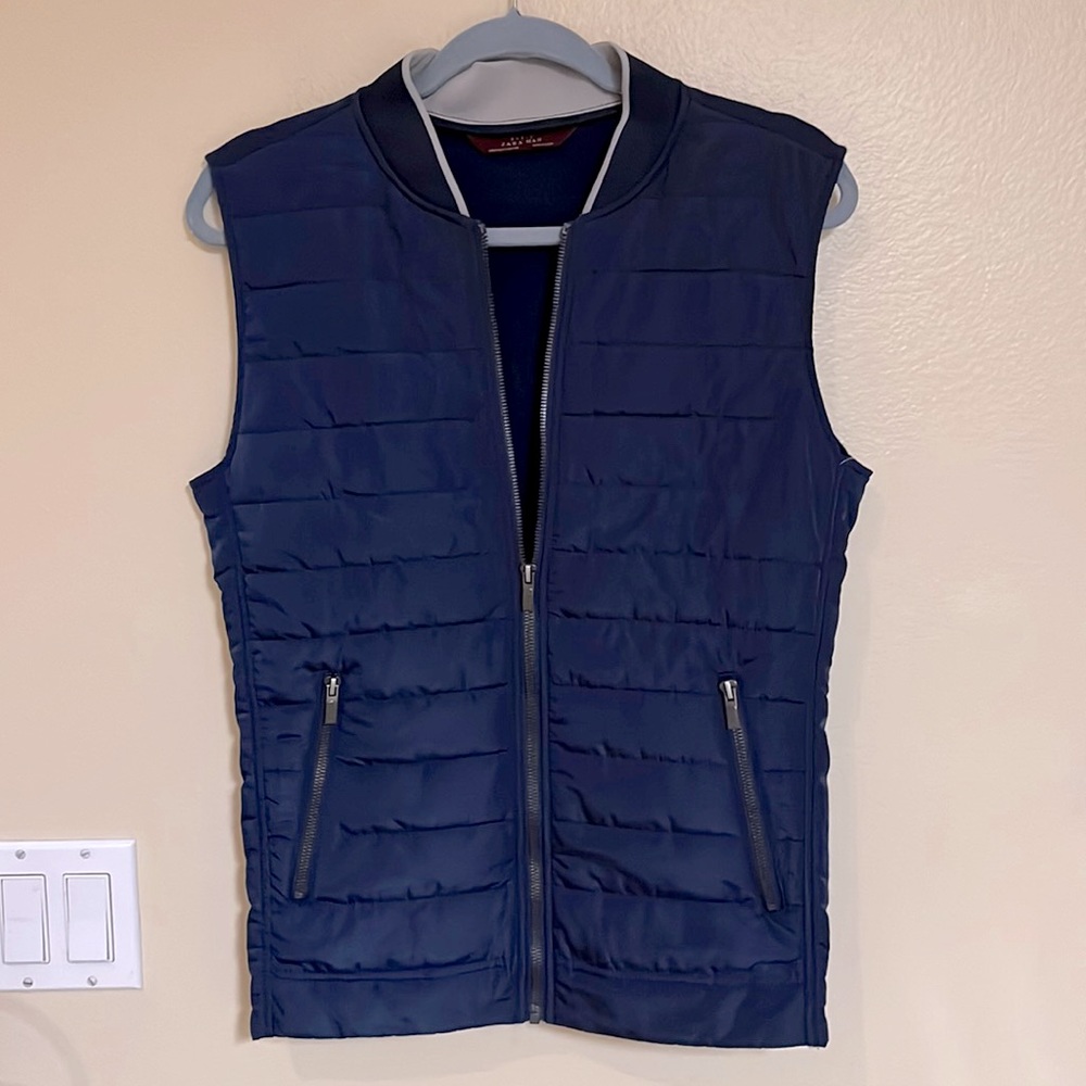 Zara Man Puffer Vest Gem